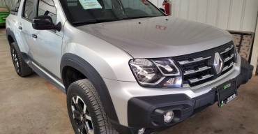 RENAULT OROCH OUTSIDER TM 2023