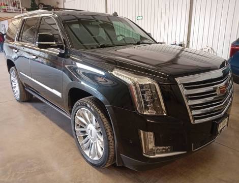 CADILLAC ESCALADE 2017