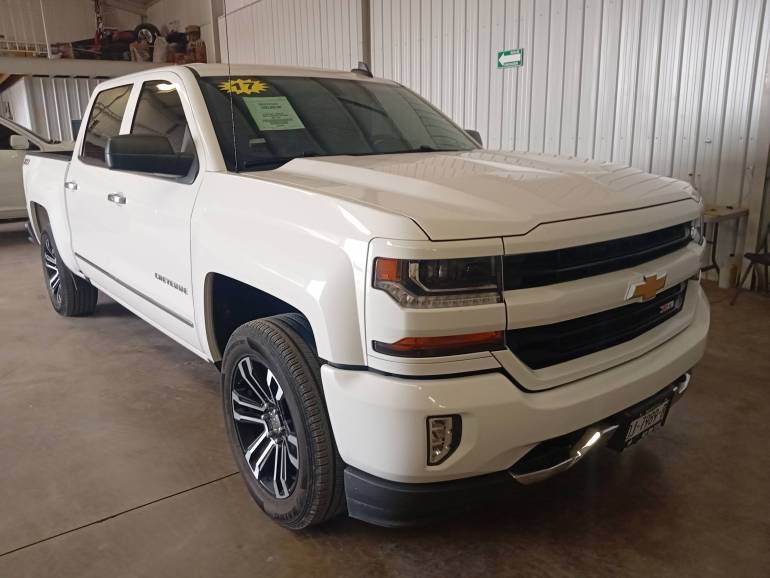 CHEVROLET CHEYENNE 2500 2017