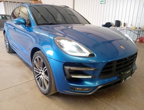 PORSCHE MACAN TURBO 2018