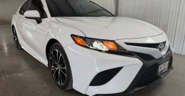 TOYOTA CAMRY SE L4 2018