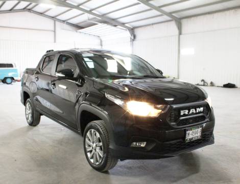 RAM 700 BIGHORN 2023