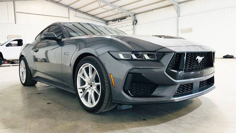 FORD MUSTANG GT 2024