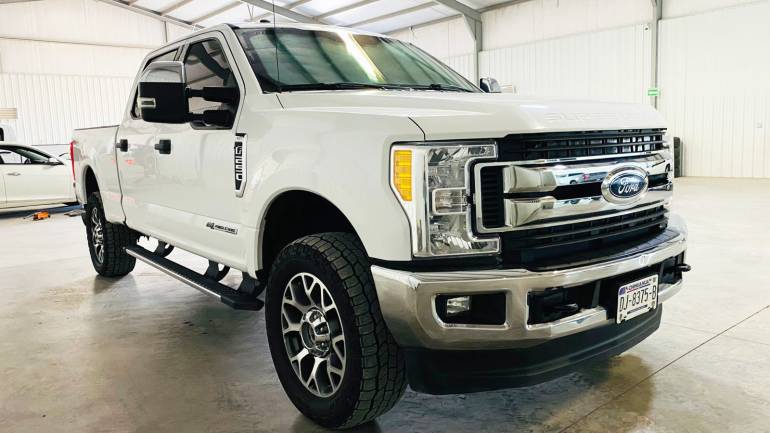 FORD F-250 SUPER DUTY CREW CAB DIESEL 4X4 2017