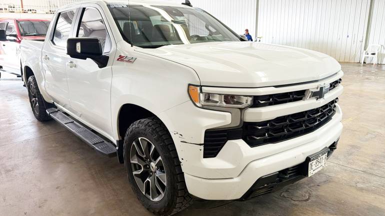 CHEVROLET CHEYENNE 4X4 PAQ. B RST 2023