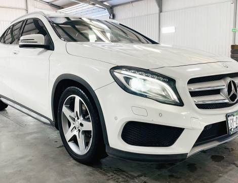MERCEDES BENZ GLA 250 2017