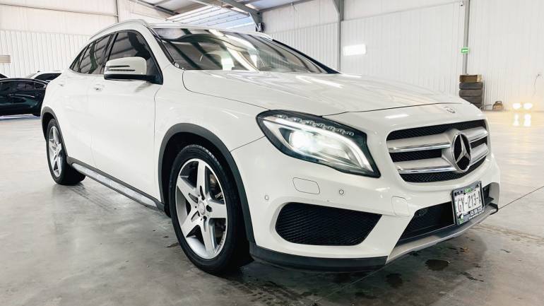 MERCEDES BENZ GLA 250 2017