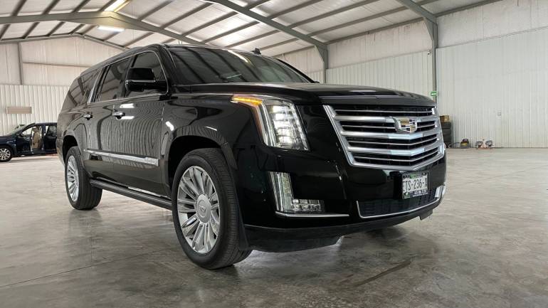 CADILLAC ESCALADE PLATINUM 2015