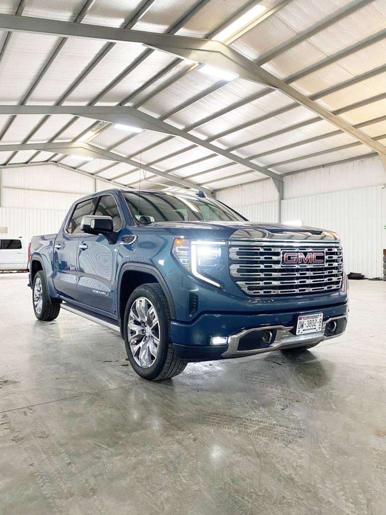 GMC SIERRA DELANI 2024