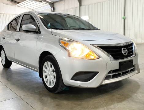 NISSAN VERSA S PLUS 2019 (IMPORTADO CON DECRETO)