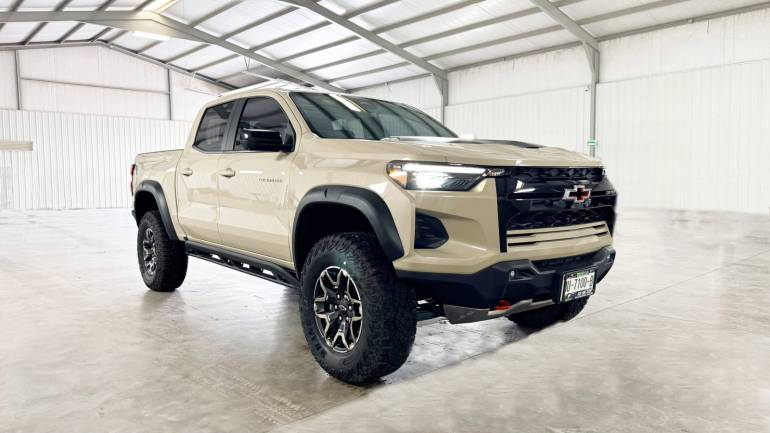 CHEVROLET COLORADO ZR2 2024