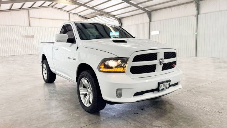 DODGE RAM RT 4X4 2016