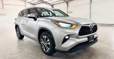 TOYOTA HIGHLANDER XLE 2022